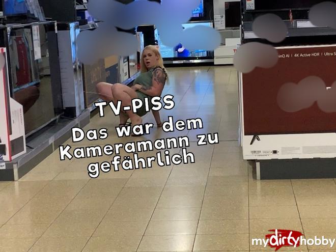 TV Piss - that was even the cameraman too hot - area marked :) TV Piss - that was even the cameraman too hot - area marked :)