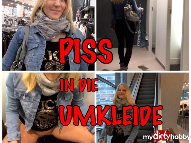 Mega DREIST - I pee in the locker room! Mega DREIST - I pee in the locker room!